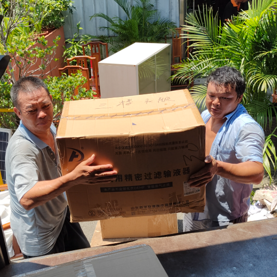 搬屋防伏：報價 $3,000 最終收 $10,000？行內人踢爆 3 大隱藏收費陷阱（附報價單核對表）